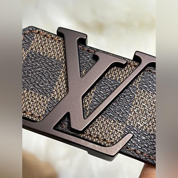 LV Matte Initial Belt in Damier Ebene
UNISEX belt ❤️❤️❤️ - Picture 4 of 11